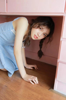 光屁股的女生内裤